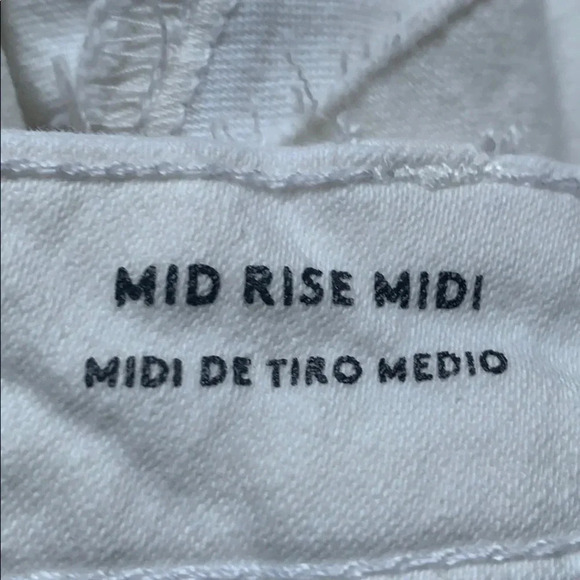 Universal Thread High Rise Raw Hem Midi Shorts Sour Creme - Picture 8 of 11